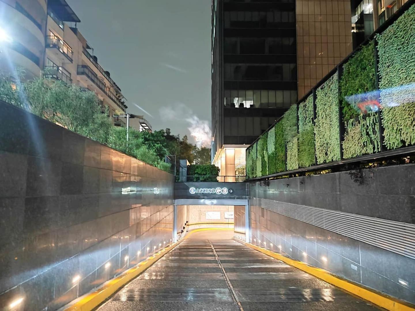 Alluring Views, Luxuriously Appointed In Polanco Kota Meksiko Bagian luar foto